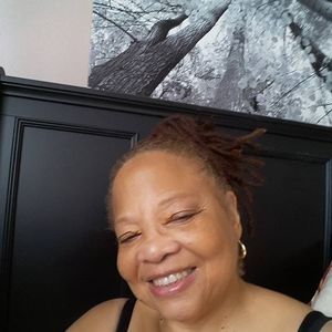 Meet your Posher, Veronica